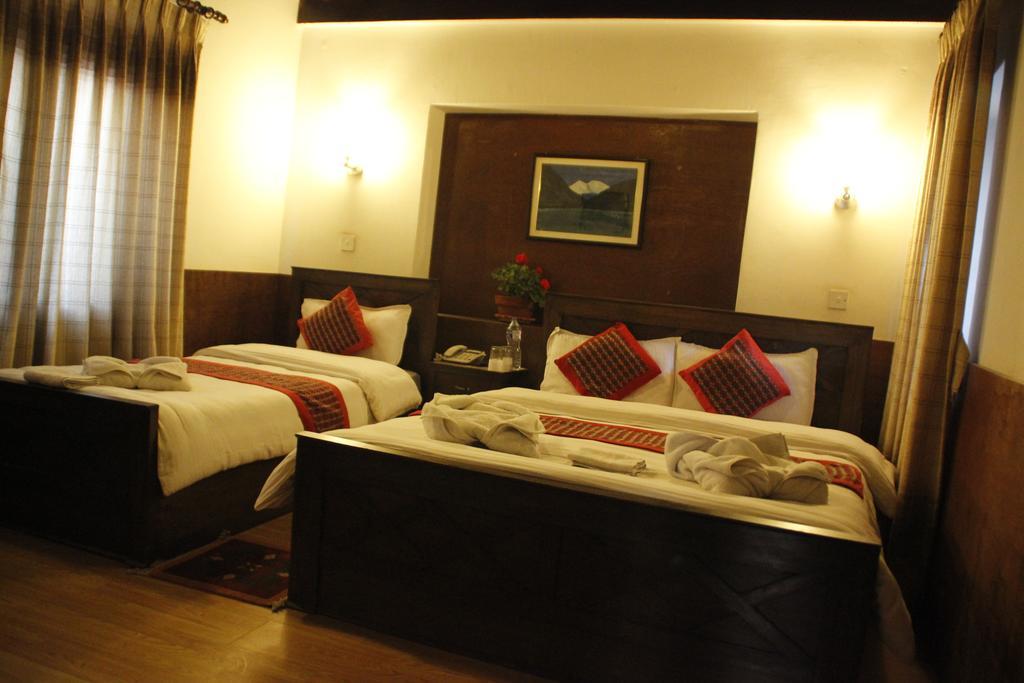 Hotel Peace N Park Catmandu Exterior foto
